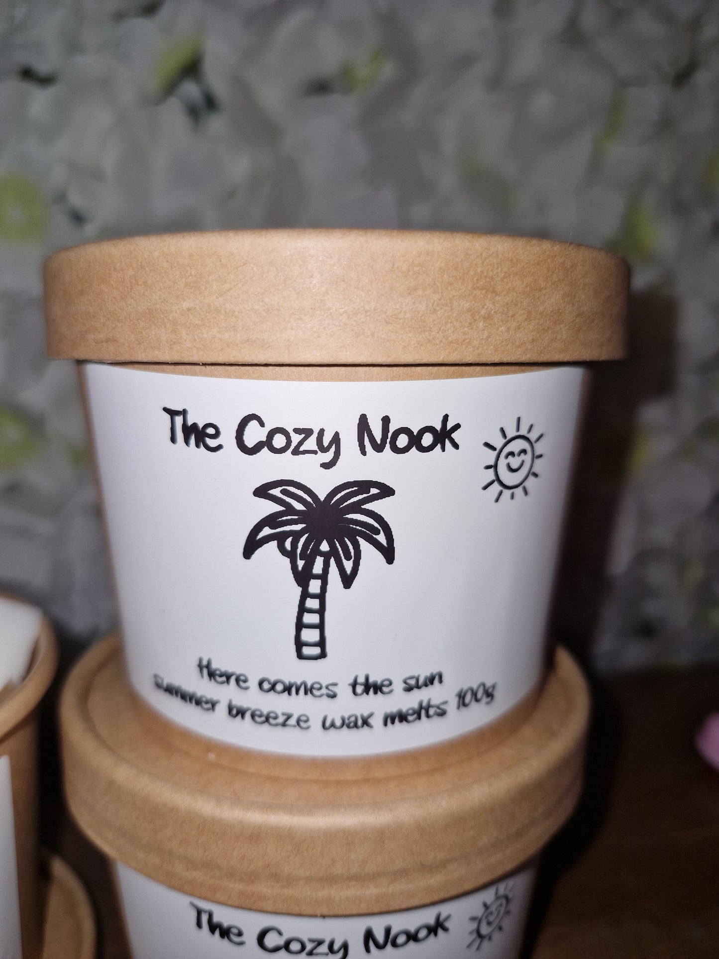 Here comes the sun wax melt tub scented in summer breeze